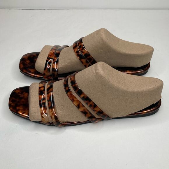 Lulu's Tortoise Vinyl Slide Flats Sandals Size 6 - Picture 4 of 7